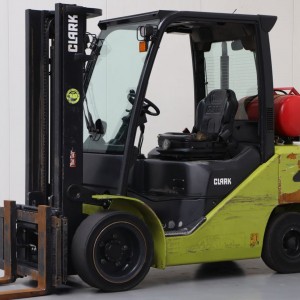 CLARK S30L Stivuitor GPL 3.00T 3.30M 2020 COL54