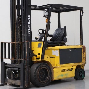 HYUNDAI HBF30-7 Stivuitor electric 3.00T 6.90M DNK55