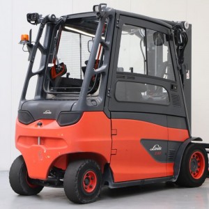 LINDE E50HL-01/600 Stivuitor electric 5.00T 4.37M 2020 TNU45