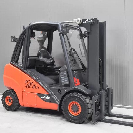 LINDE H 30 D - 02 Diesel forklift 3.00T 4.65M 2016 C57202