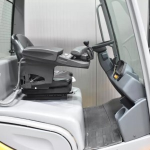 JUNGHEINRICH DFG 320 S Diesel forklift 2.00T 5.50M 2017 R57477