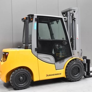 JUNGHEINRICH DFG S50S Diesel forklift 5.00T 3.82M 2016 F57673