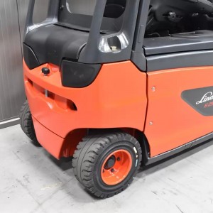 LINDE E 25 - 01 Electric forklift 2.50T 4.46M 2015 Z57251