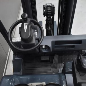 JUNGHEINRICH EFG 425 K Electric forklift 2.30T 4.40M 2011 G56114