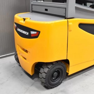 JUNGHEINRICH EFG 425 Electric forklift 2.50T 4.00M 2019 C57462