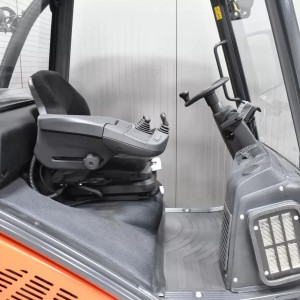 LINDE H 25 T - 02 LPG forklift 2.50T 4.71M 2018 F57491