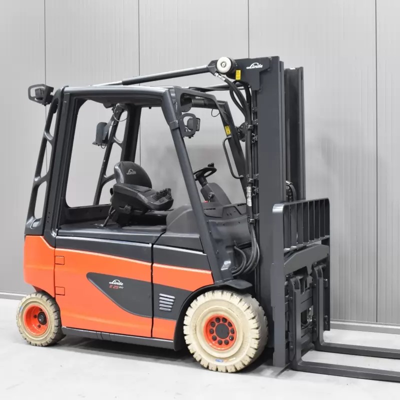 LINDE E 25 - 01 Stivuitor electric 2.50T 4.71M 2013 G57492