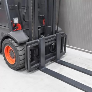 LINDE H 30 T - 02 LPG forklift 3.00T 4.35M 2014 N57499