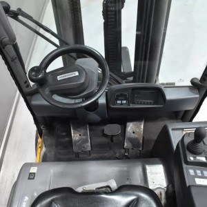 JUNGHEINRICH EFG 318 Stivuitor electric 1.80T 4.64M 2019 E57464