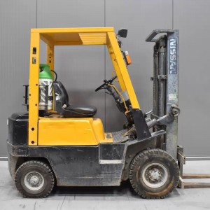 NISSAN NH01A15 Stivuitor GPL 1.50T 3.00M O56590