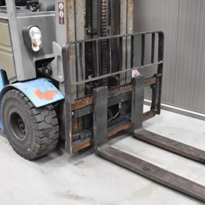 JUNGHEINRICH EFG 425 K Electric forklift 2.50T 6.00M 2015 O53366