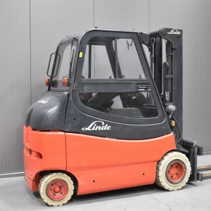 LINDE E 30/600 - 02 Electric forklift 3.00T 3.30M 2006 S13434