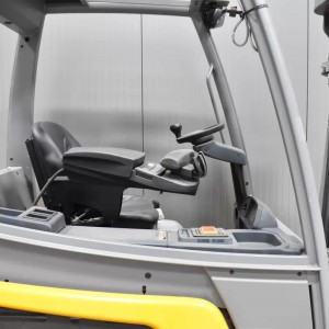 JUNGHEINRICH EFG 425 K Electric forklift 2.25T 4.70M 2018 Z56731