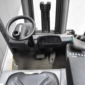 JUNGHEINRICH EFG 425 K Electric forklift 2.25T 4.70M 2018 Z56731