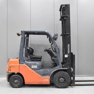 Toyota 02-8FDF25 Stivuitor diesel 2.50T 5.00M 2018 F57621