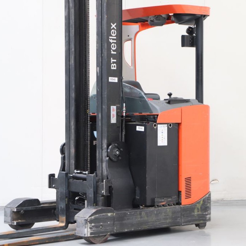 BT RRE160 Reach Truck 1.60T 10.50M 2014 TOD45