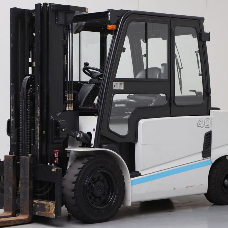HYUNDAI 40B-9 Electric forklift 4.00T 4.30M 2014 ONH40
