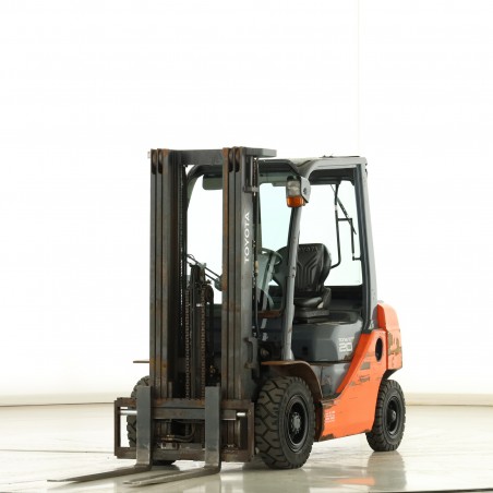 Toyota 06-8-FD-20-F Diesel forklift 2.00T 4.70M 2017 N175955