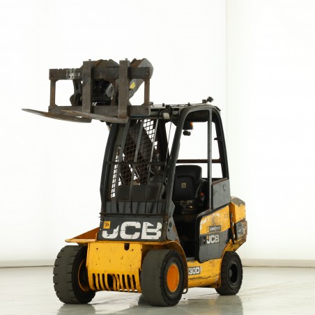 JCB TLT-30-D Telescope Forklift 3.00T 4.00M 2019 J175795