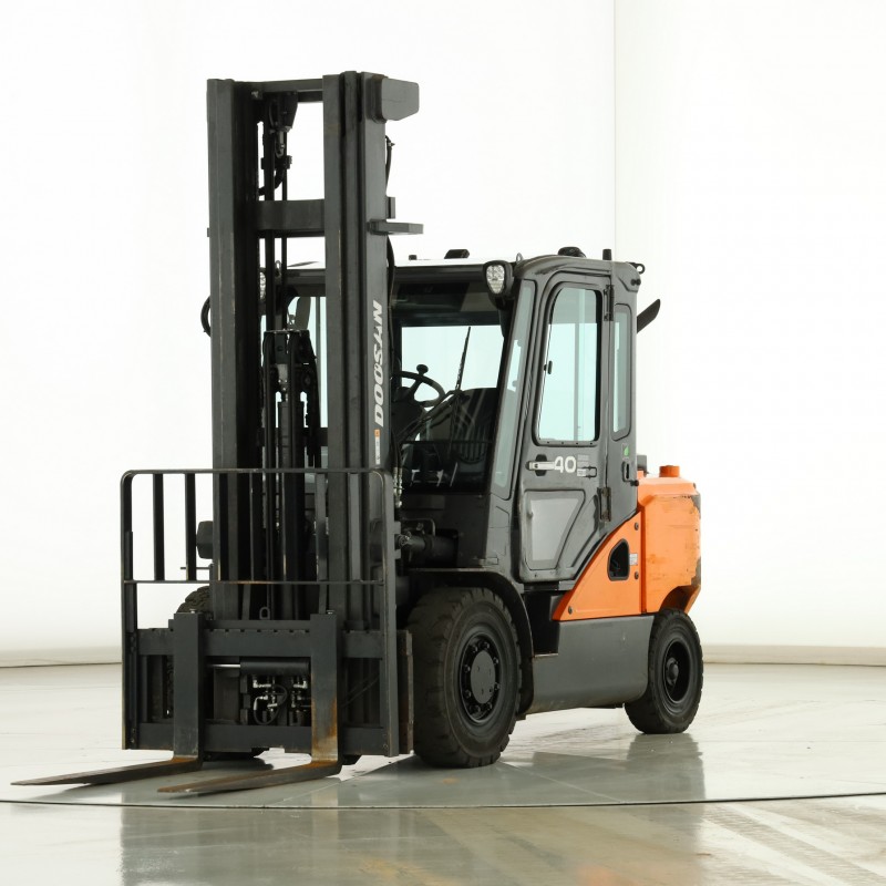 DOOSAN D-40-SC-7 Diesel forklift 4.00T 6.50M 2019 F175791