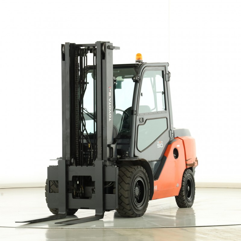 Toyota 40-8-FD-50-N Diesel forklift 5.00T 3.30M 2020 H175975