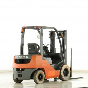 Toyota 58-8-FD-25 Stivuitor diesel 2.50T 3.00M 2008 Y174718