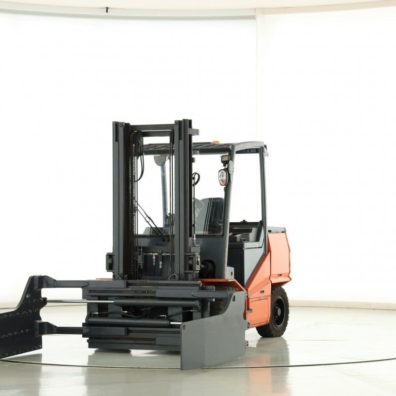 Toyota 8-FBMHT-60 Electric forklift 6.00T 3.70M 2014 X173495