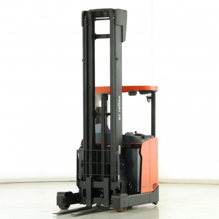 Toyota RRE-140-HE Reach Truck 1.40T 9.00M 2017 M174446