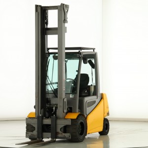 JUNGHEINRICH EFG-550-S Stivuitor electric 5.00T 5.50M 2015 L175407