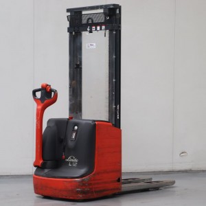 LINDE L12 I Transpaleta electrica cu catarg 1.20T 3.42M 2016 VOC47