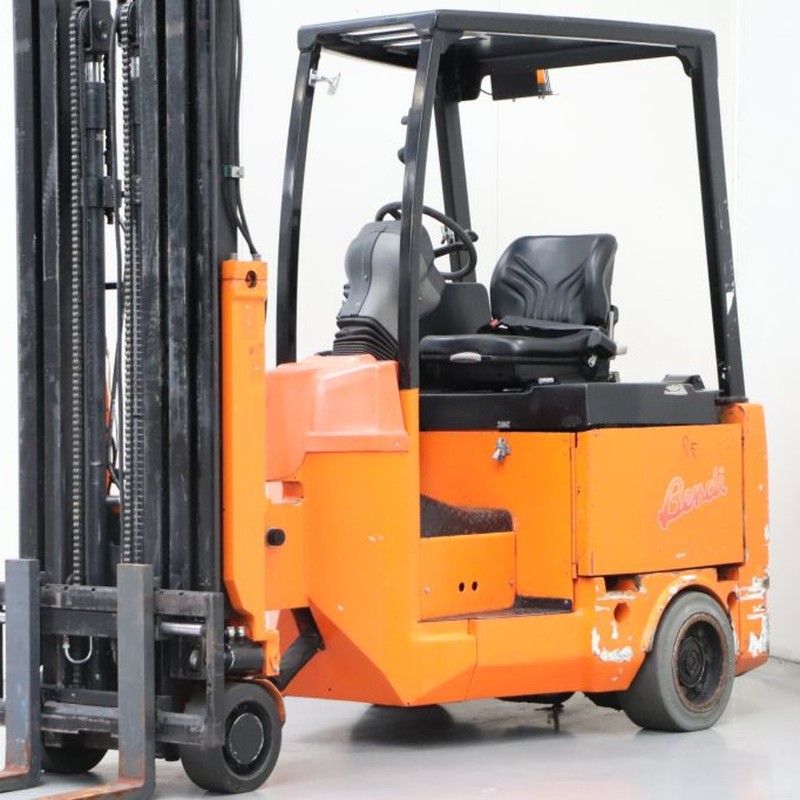 Bendi BE42082SS Stivuitor electric 2.00T 8.20M 2011 JNV61