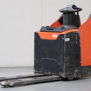 BT LPE200 Electric pallet truck 2.00T 2016 OOL14
