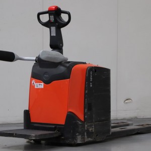 Toyota LPE200 Transpaleta electrica  2.00T 2020 MOL12