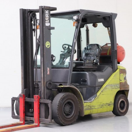 CLARK S25L LPG forklift 2.50T 3.30M 2020 AOL52