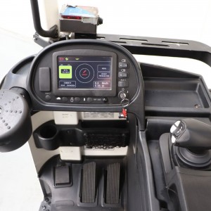 Hyster R2.5 Reach Truck 2.50T 7.15M 2015 JOI87