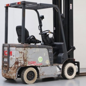 TCM FB25-7 Electric forklift 2.50T 7.00M 2012 MNW38