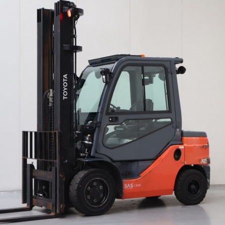 Toyota 56-8FD30F Diesel forklift 3.00T 6.50M 2022 IOG86