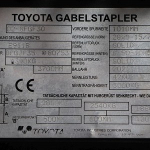Toyota 02-8FGF30 LPG forklift 3.00T 4.70M 2021 KNN36