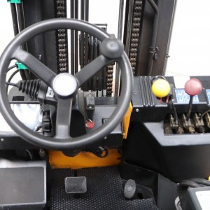 CARER R40CL Electric forklift 4.00T 4.20M 1998 WNS74