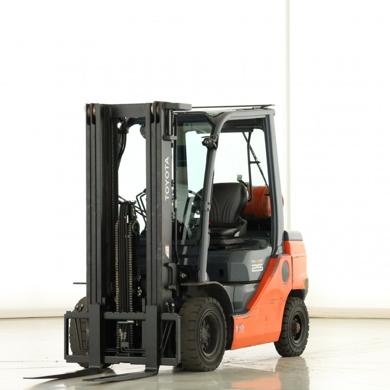 Toyota 02-8-FGF-25 LPG forklift 2.50T 4.70M 2022 O177048