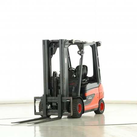LINDE E-30-01 (387) Electric forklift 3.00T 4.68M 2020 D175373