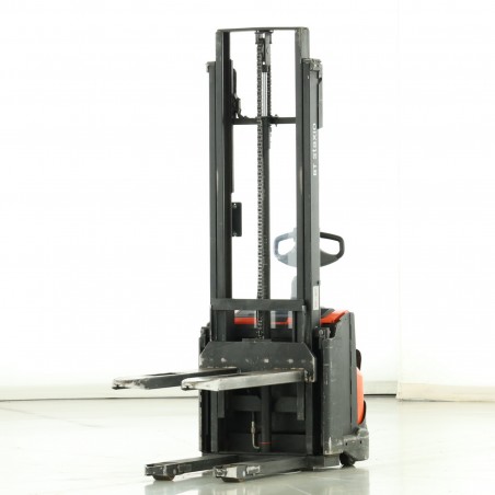 Toyota SWE-100 Transpaleta electrica cu catarg 1.00T 3.30M 2012 S174556