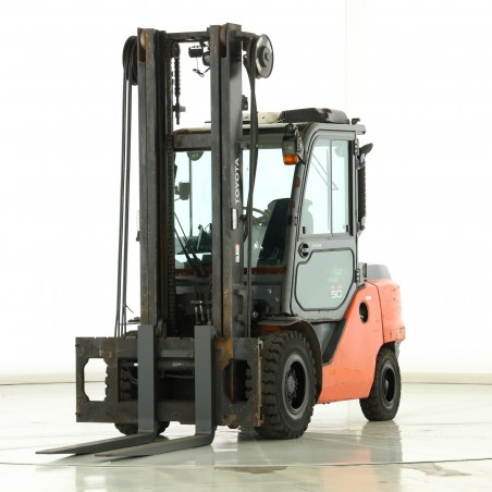 Toyota 40-8-FD-50-N Stivuitor diesel 5.00T 4.00M 2017 L173041