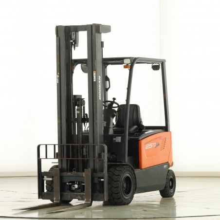 DOOSAN B-25-X-7 Stivuitor electric 2.50T 6.01M 2018 Z171573