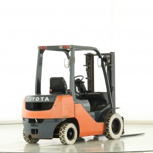 Toyota 02-8-FD-25 Stivuitor diesel 2.50T 3.00M 2011 X173131