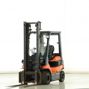 Toyota 7-FB-15 Electric forklift 1.50T 3.70M 2005 G173712