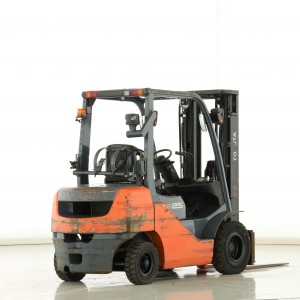 Toyota 32-8-FG-25 Stivuitor GPL 2.50T 4.70M 2019 J173013