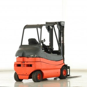 LINDE E-30-02 (336) Stivuitor electric 3.00T 3.70M 1997 N172783