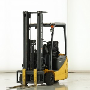 KOMATSU FB-15-M-12 Electric forklift 1.50T 5.50M 2015 Q173020