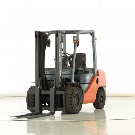 Toyota 02-8-FDJ-35 Diesel forklift 3.50T 3.00M 2017 K171610